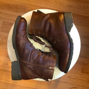 Fall 🍂🍁 Wide Size 10 Clarks Women’s Genuine Brown Leather Boots